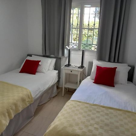 Refurbished 2-Bed Apartment Burriana Beach. ネルハ エクステリア 写真