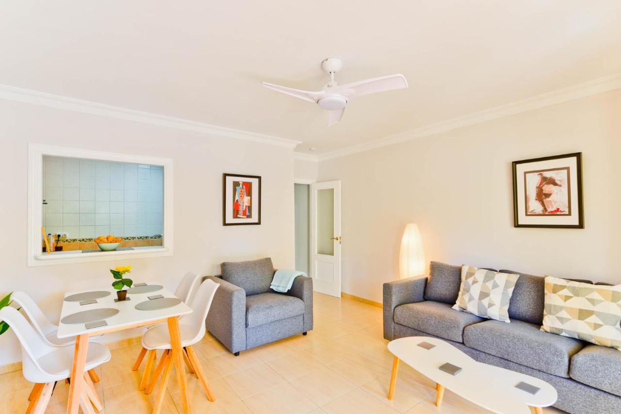 Refurbished 2-Bed Apartment Burriana Beach. ネルハ エクステリア 写真