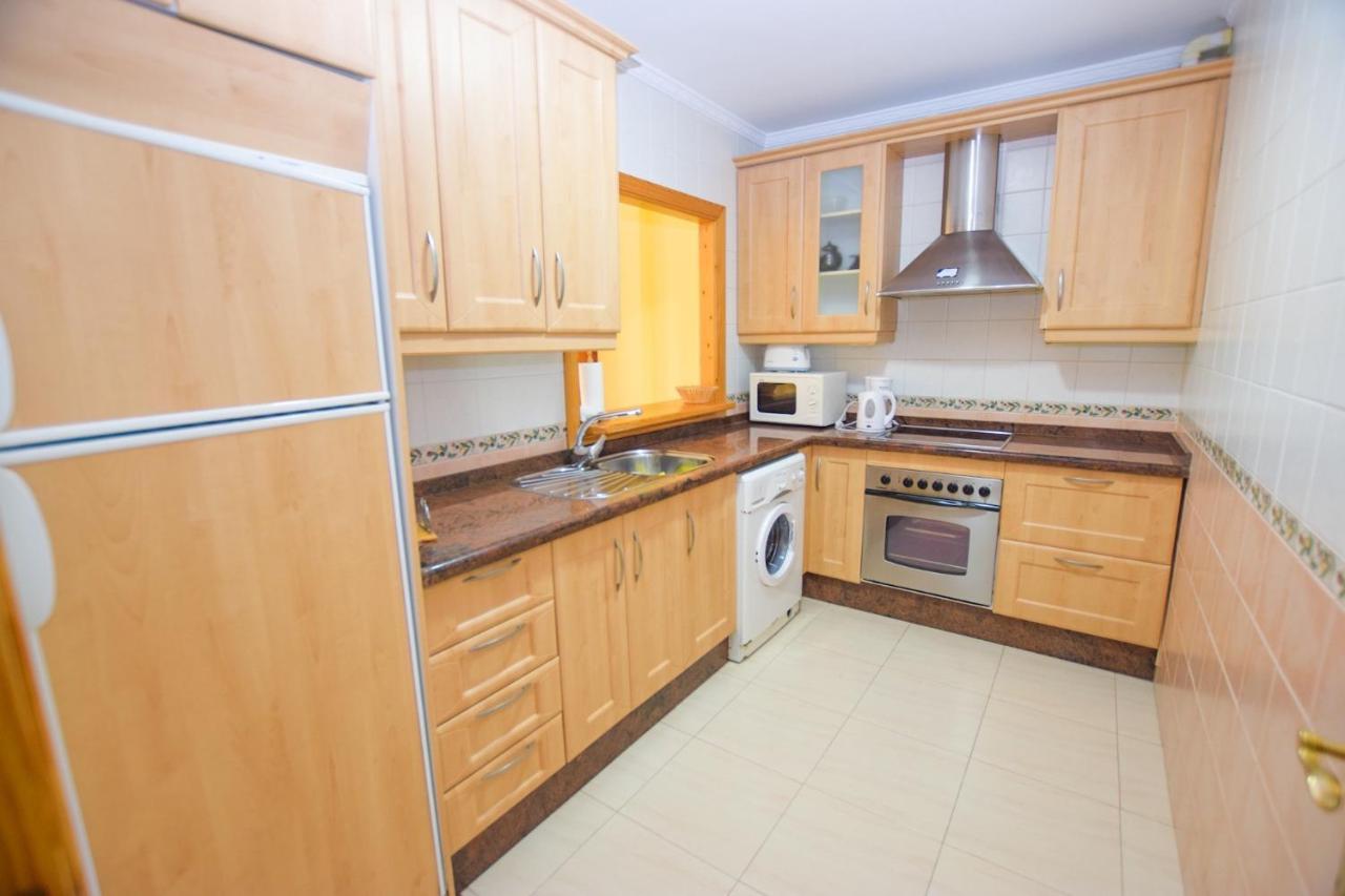 Refurbished 2-Bed Apartment Burriana Beach. ネルハ エクステリア 写真
