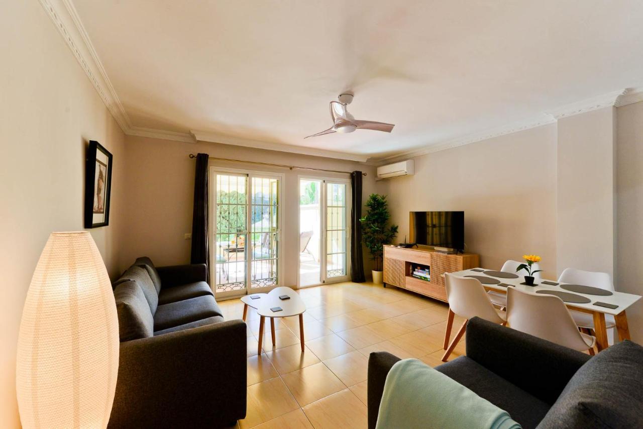 Refurbished 2-Bed Apartment Burriana Beach. ネルハ エクステリア 写真